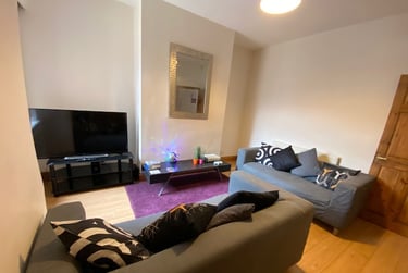 3 bed house, Mildred street, Near university, Salford, M72HG - Image 2