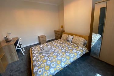 6 bed house, Great cheetham st west, Near university, Salford, M72JB - Image 5