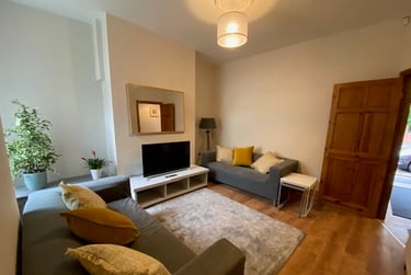 3 bed house, Mildred, Near university, Salford, M72HG - Image 1
