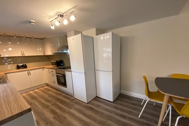 6 bed house, Great cheetham st west, Near university, Salford, M72JB - Image 2