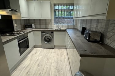 4 bed house, Mildred street, Near university, Salford, M72HG - Image 10
