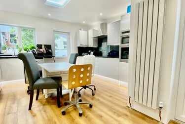 5 bed house, Danes Road, City Centre, Exeter, EX44LS - Image 2