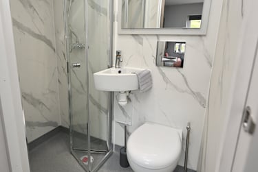 6 bed flat, Thynne Street, City Centre, Bolton, BL36BA - Image 4