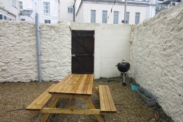 5 bed house, Trematon terrace, Mutley plain, Plymouth, PL46QS - Image 5