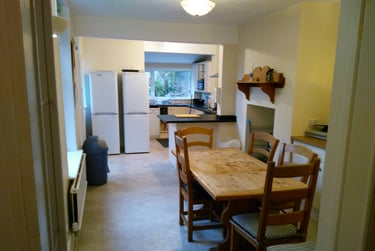 6 bed house, Magdalen Road, St Leonards, Exeter, EX24TF - Image 2