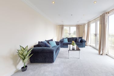 3 bed house, Emily Garden, Cattedown, Plymouth, PL47QS - Image 5