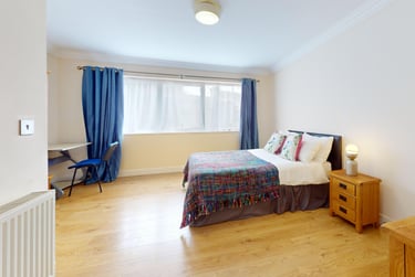 3 bed house, Emily Garden, Cattedown, Plymouth, PL47QS - Image 8