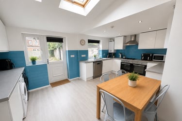 8 bed house, Brentbridge Road, Fallowfield, Manchester, M146AU - Image 2