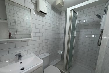 2 bed flat, Daisy Bank Road, Longsight, Manchester, M145QP - Image 3