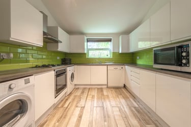 6 bed house, Albion road, Fallowfield, Manchester, M146LU - Image 2