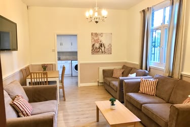 8 bed house, Upper brook street, Victoria park, Manchester, M130HL - Image 1