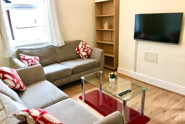 5 bed house, Hathersage road, Victoria park, Manchester, M130EJ - Image 2
