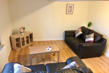 2 bed flat, Upper Brook Street, Victoria Park, Manchester, M130FW - Image 1