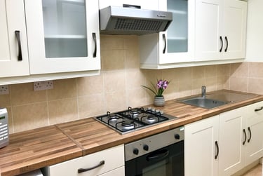 2 bed flat, Upper Brook Street, Victoria Park, Manchester, M130FW - Image 3