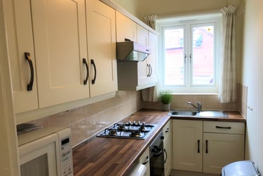 3 bed flat, Upper Brook Street, Victoria park, Manchester, M130FW - Image 4
