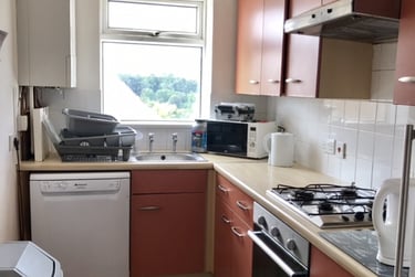 6 bed house, Nesbitt Road, Bevendean, Brighton, BN24BL - Image 2