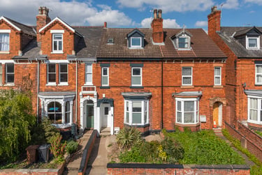6 bed house, West Parade, West End, Lincoln, LN11LF - Image 2