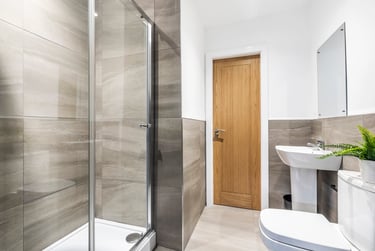 5 bed house, Welton Grove, Hyde Park, Leeds, LS61ES - Image 11