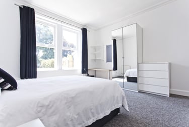 8 bed house, Southcote Road, Boscombe, Bournemouth, BH13SR - Image 2