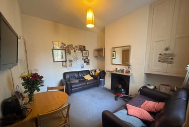 6 bed house, Belle vue street, Heslington, York, YO105AY - Image 1