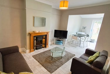 6 bed house, Millfield Lane, Layerthorpe, York, YO103AW - Image 1