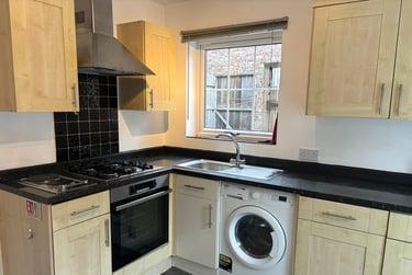 6 bed house, Brownlow Street, The Groves, York, YO318LW - Image 4