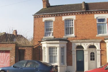 5 bed house, St.Michaels Mount, Near university, Northampton, NN14JH - Image 1
