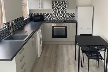 3 bed house, Palmerston Road, Abington, Northampton, NN15EX - Image 1