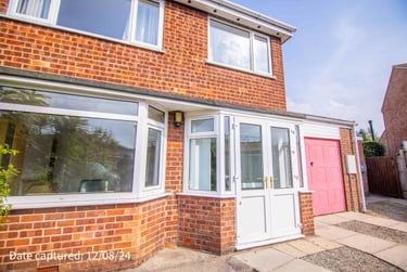 9 bed house, Eastfield Crescent, Hull Road, York, YO105JB - Image 1