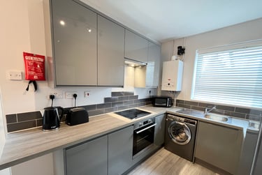 5 bed house, Towcester Road, Far cotton, Northampton, NN48LR - Image 9