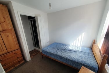 5 bed house, Euston Road, Far Cotton, Northampton, NN48DT - Image 4