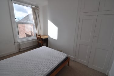 3 bed flat, Elmside, City Centre, Exeter, EX46LW - Image 8