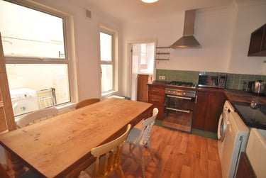 5 bed house, Monks Road, Mount pleasant, Exeter, EX47AZ - Image 1