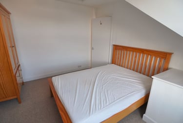 3 bed flat, Elmside, City Centre, Exeter, EX46LW - Image 7
