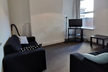 3 bed house, Furness Road, Fallowfield, Manchester, M146LX - Image 2
