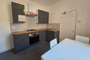 3 bed house, Cawdor Road, Fallowfield, Manchester, M146LG - Image 1
