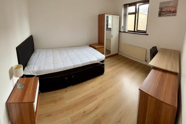 4 bed house, Western Street, Sandfields, Swansea, SA13JZ - Image 5