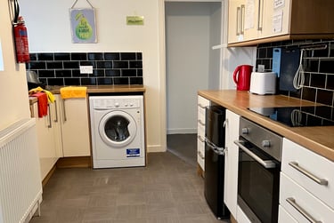 2 bed house, Oxford Street, City centre, Swansea, SA13JN - Image 1