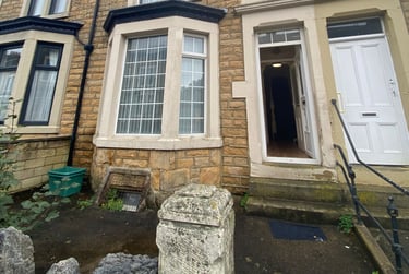 5 bed house, Blades Street, City Centre, Lancaster, LA11TS - Image 1