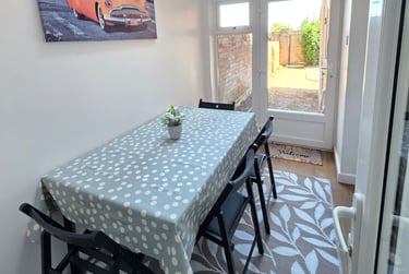 8 bed house, Old Tiverton Road, Old tiverton rd area, Exeter, EX46NG - Image 4
