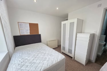 2 bed flat, Old Tiverton Road, Old tiverton rd area, Exeter, EX46NG - Image 9