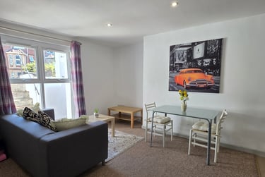 2 bed flat, Old Tiverton Road, Old tiverton rd area, Exeter, EX46NG - Image 5