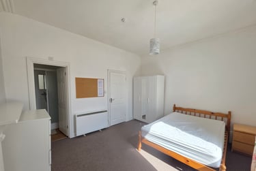 2 bed flat, 48 Old Tiverton Road, Old tiverton rd area, Exeter, EX46NG - Image 7