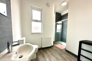 8 bed house, Southfield Road, Teeside University, Middlesbrough, TS13EU - Image 14