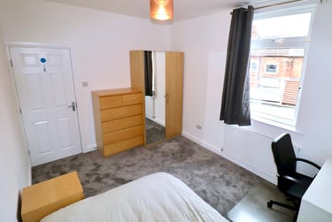 8 bed house, Croydon Road, Teeside University, Middlesbrough, TS13HG - Image 8