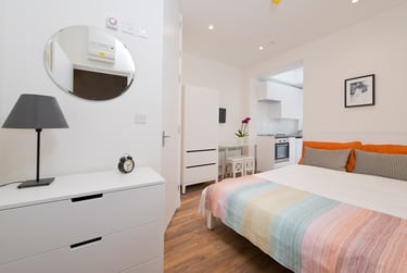 1 bed studio, Bloemfontein Avenue, City Centre, London, W127BL - Image 3