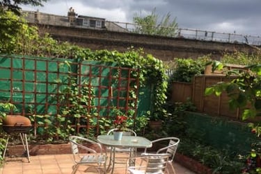 1 bed house, Frithville Gardens, Shepherds Bush, London, W127JN - Image 5