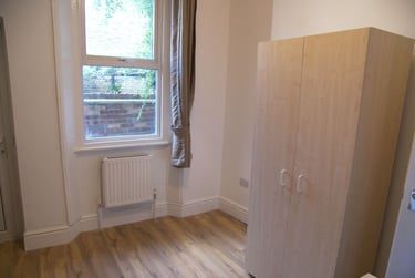 1 bed studio, Dalling Road, Hammersmith, London, W60JA - Image 5