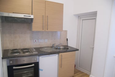 1 bed studio, Dalling Road, Hammersmith, London, W60JA - Image 7