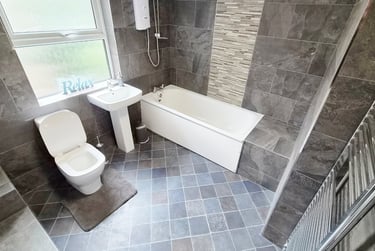 4 bed house, Montpelier Road, Dunkirk, Nottingham, NG72JW - Image 2